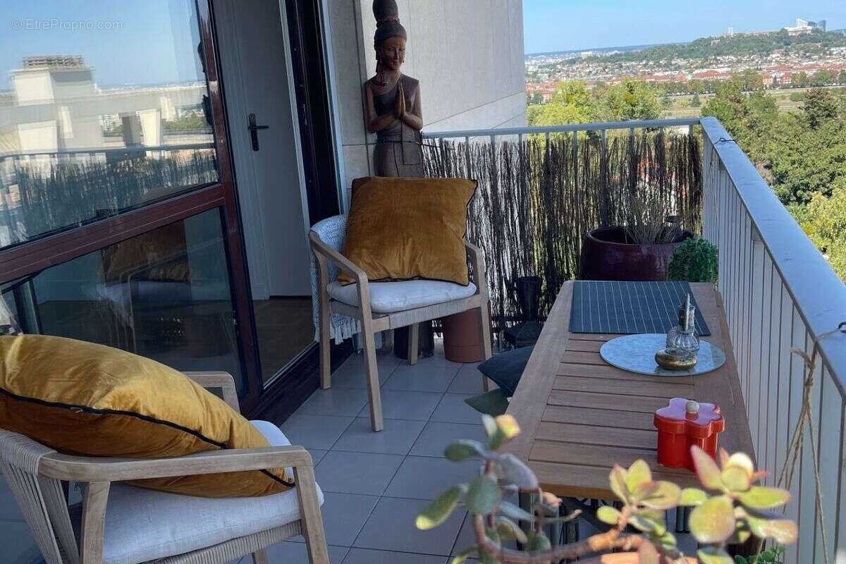 Appartement à GARCHES