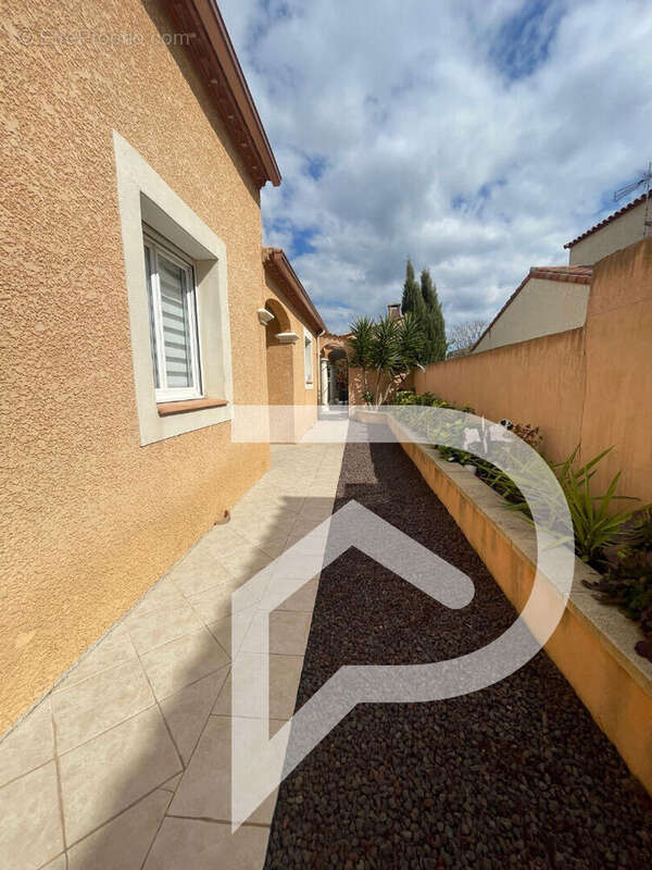 Maison à COLOMBIERS