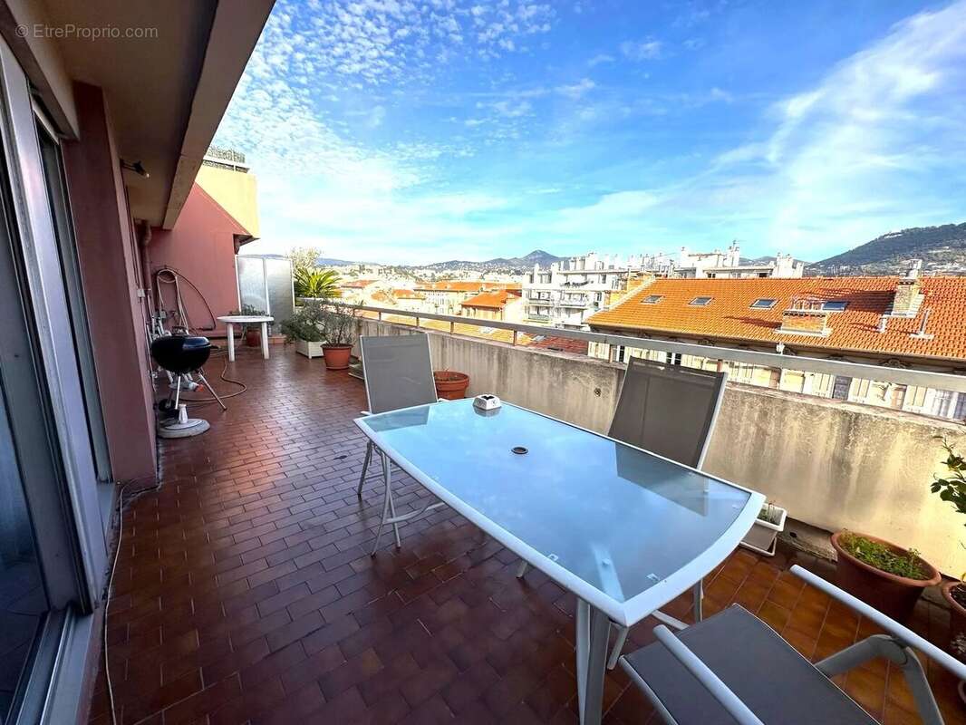 Appartement à NICE