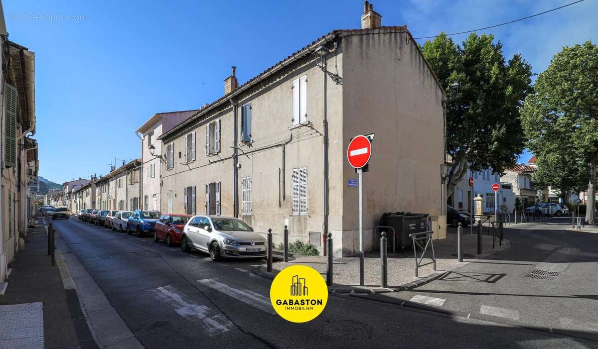 Appartement à MARSEILLE-9E