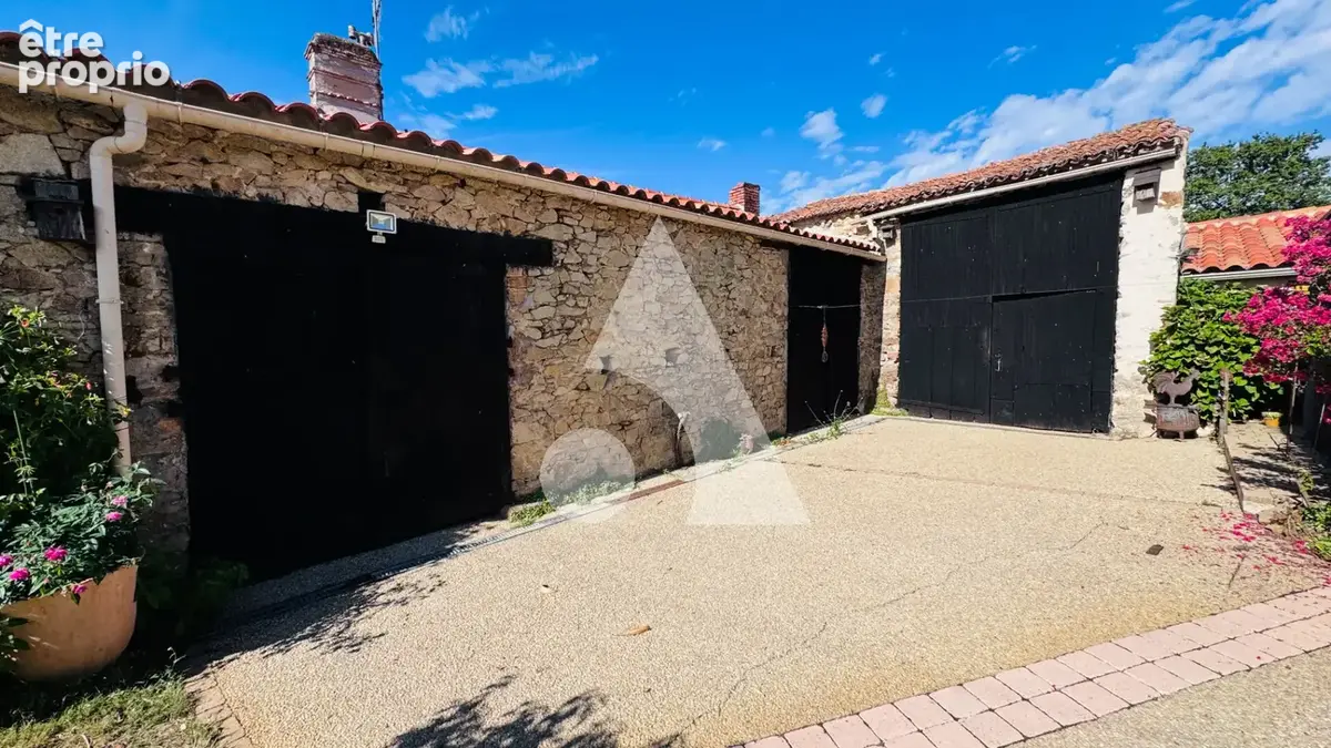 Maison Beaulieu Sous La Roche 5 pièce(s) - photo 2