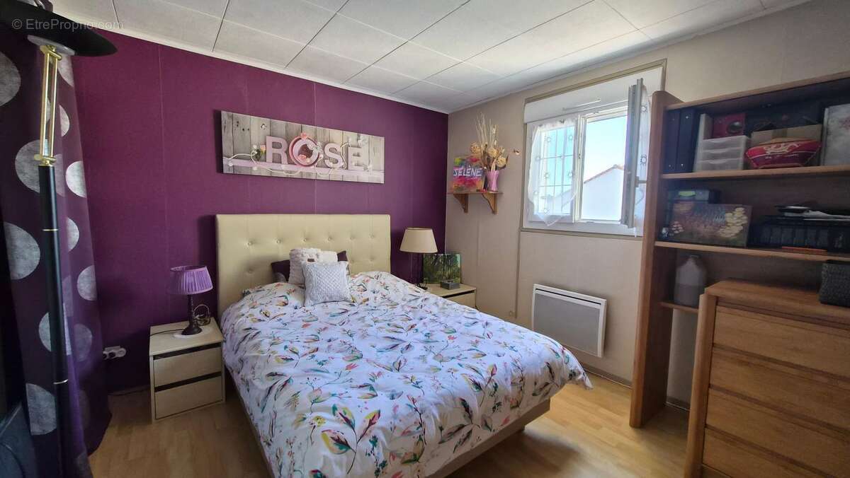 Maison à OLLAINVILLE