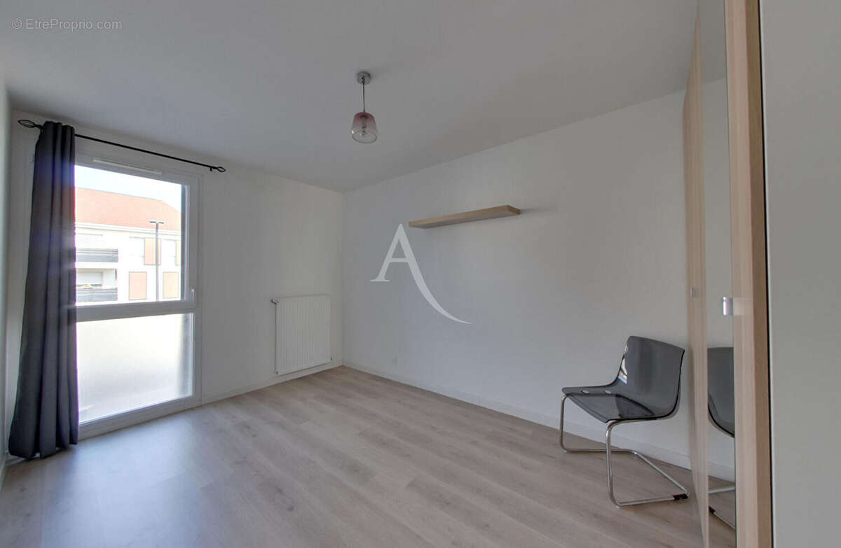 Appartement Villeneuve Saint Denis 3 pièces 56.6 m² - photo 4