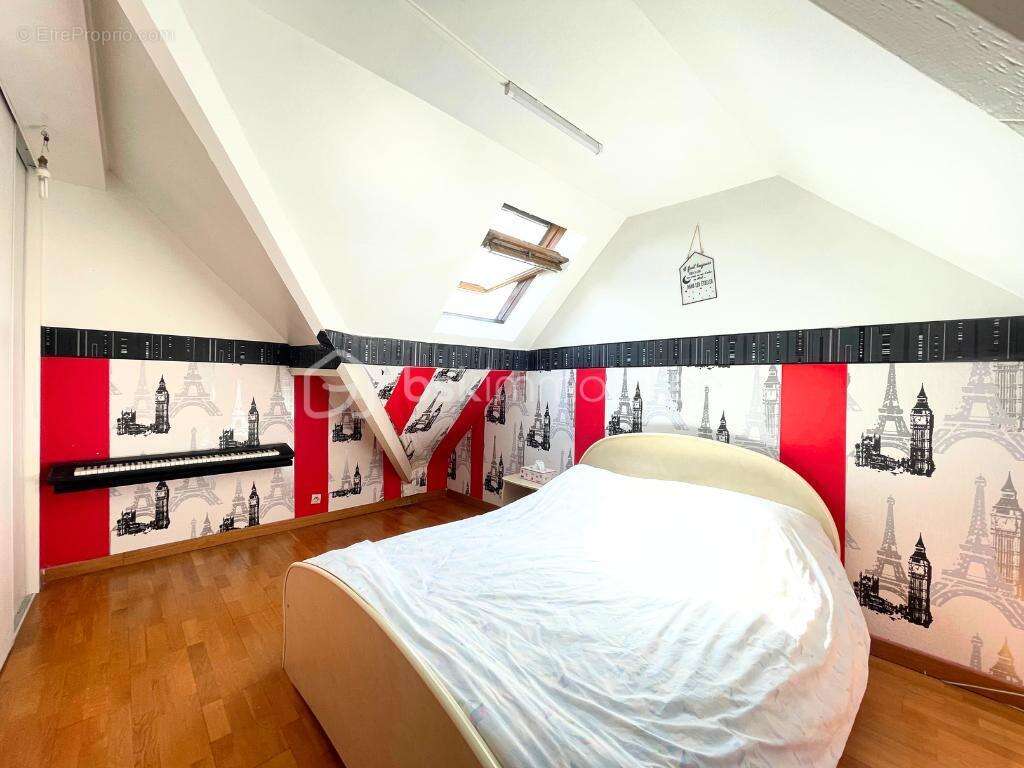 Maison à TREMBLAY-EN-FRANCE