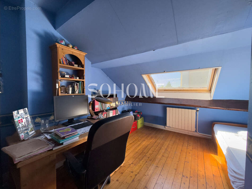 Maison Secteur rue de Courcelles - Avec jardinet et cour - 4 chambres - photo 12
