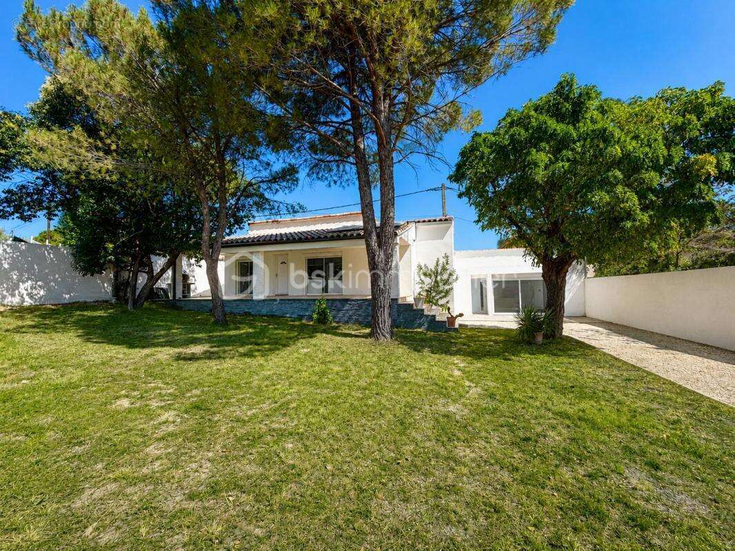 Maison contemporaine de plain-pied avec dépendance – 134 m² – Terrain 685 m² – Saint-Christol-lez-Alès (Montèze) - photo 13