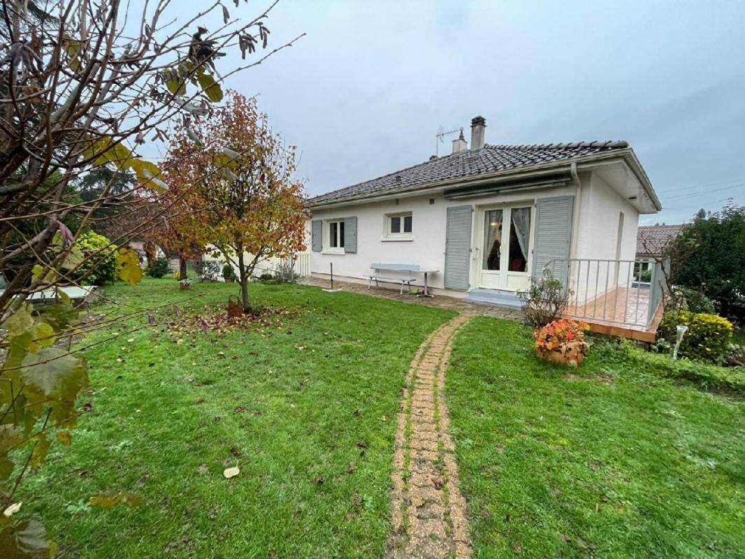 Maison à AIXE-SUR-VIENNE