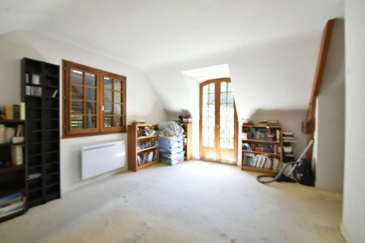 Maison à VILLIERS-SAINT-FREDERIC