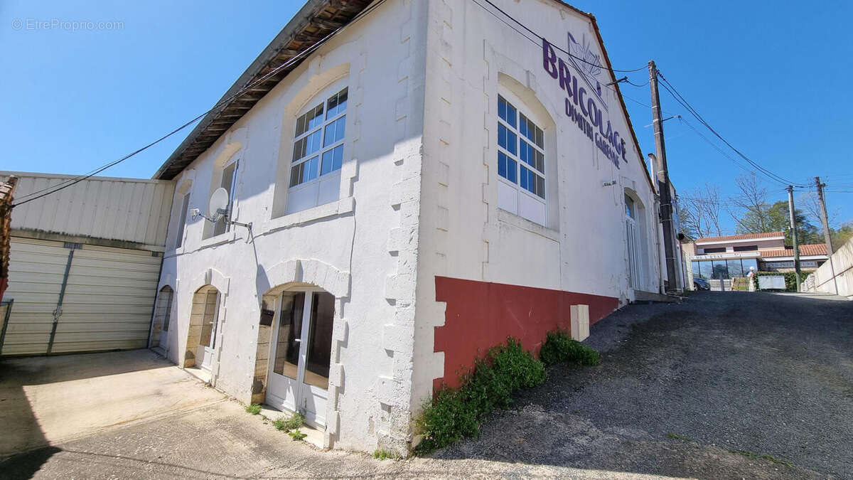 20250408_135520 - Commerce à NONTRON