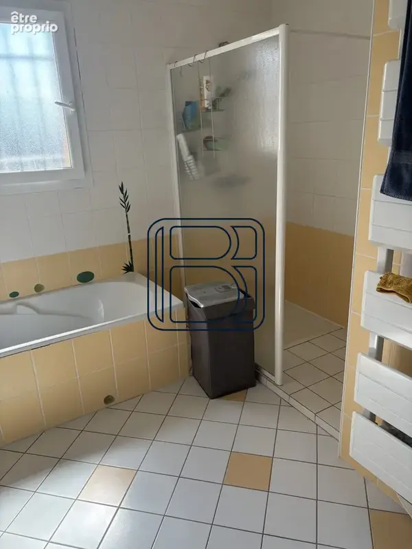 Maison 137 m² à Pont-Du-Chateau  - photo 9