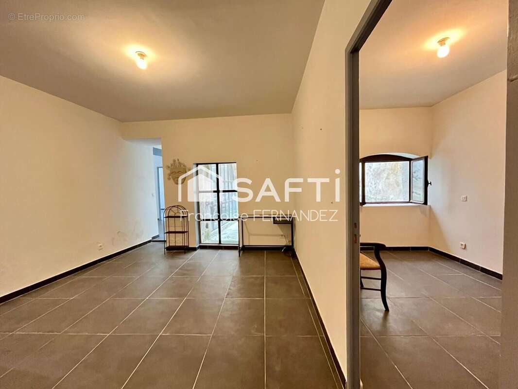 Photo 4 - Appartement à PERNES-LES-FONTAINES