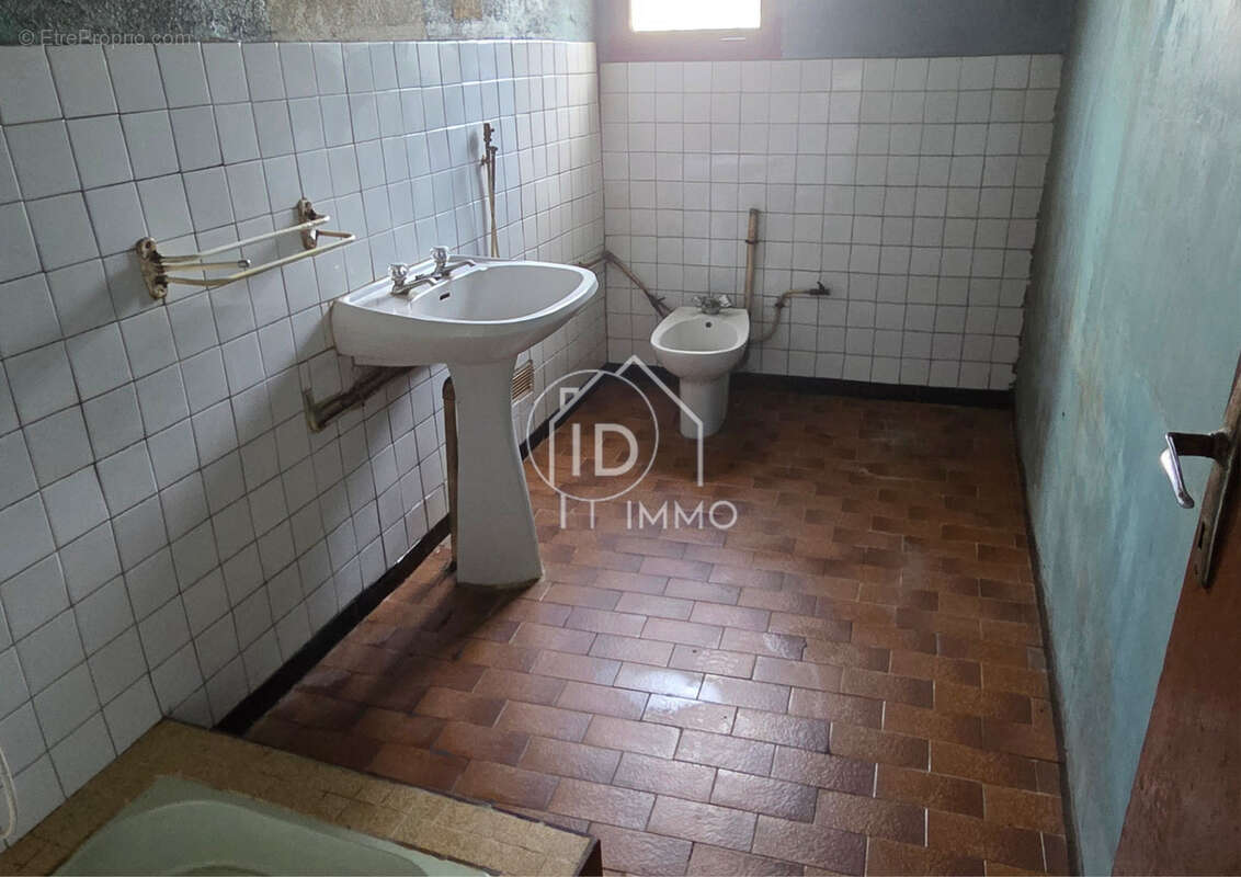 Maison à MONTPON-MENESTEROL