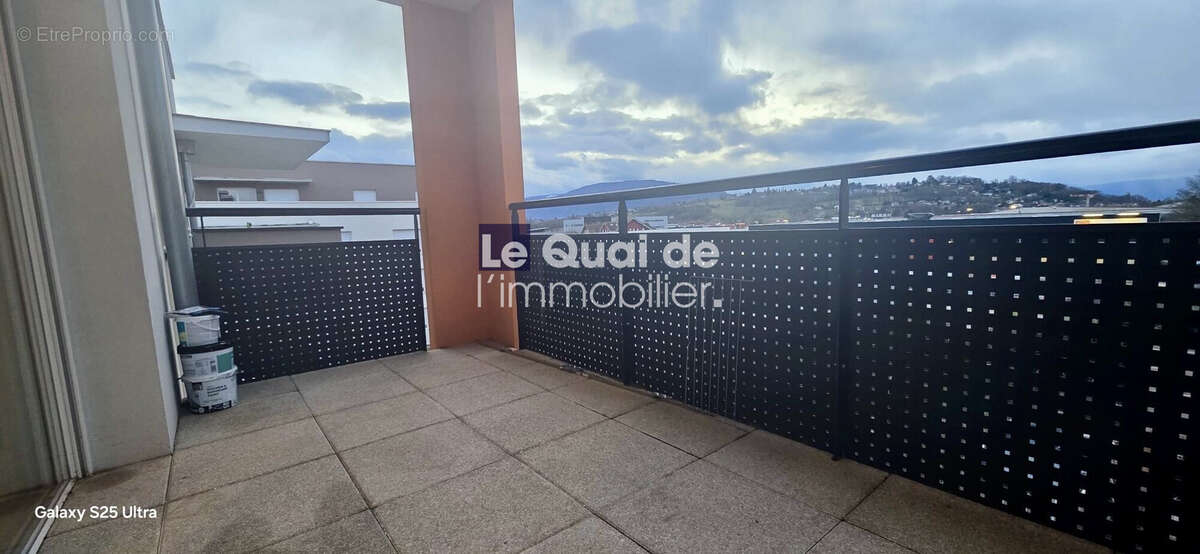 Appartement à CRANVES-SALES