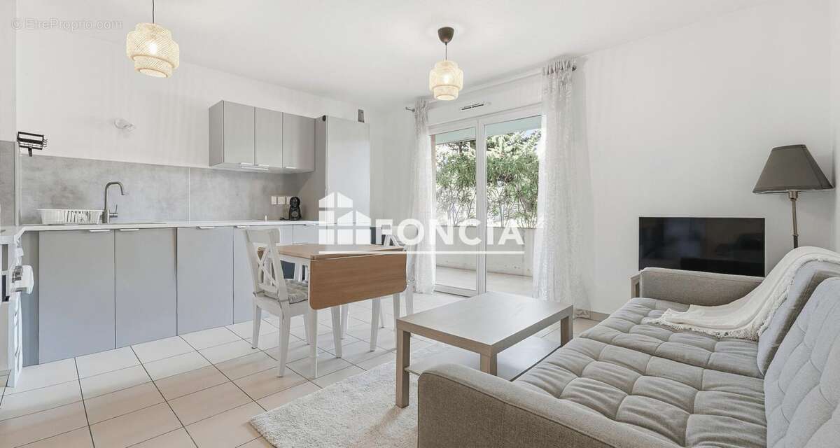 Appartement à LE CANNET