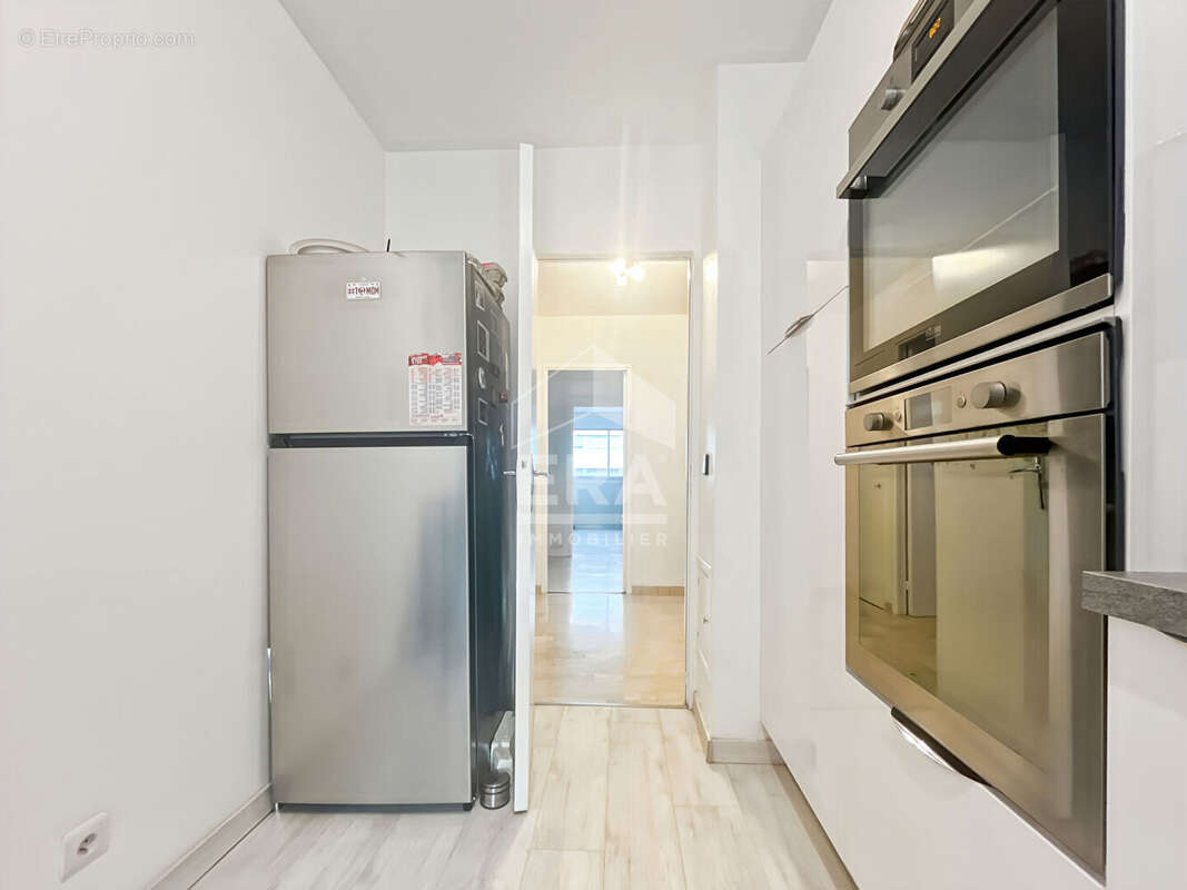 Appartement à MARSEILLE-4E