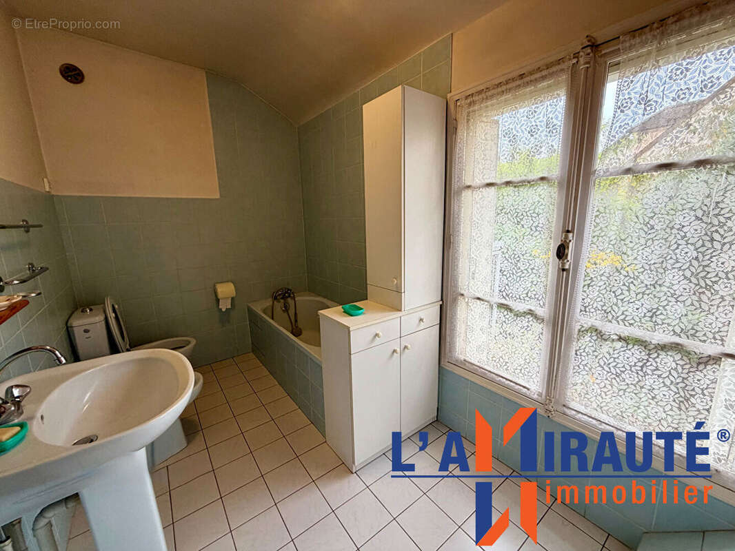 Maison à SARTROUVILLE