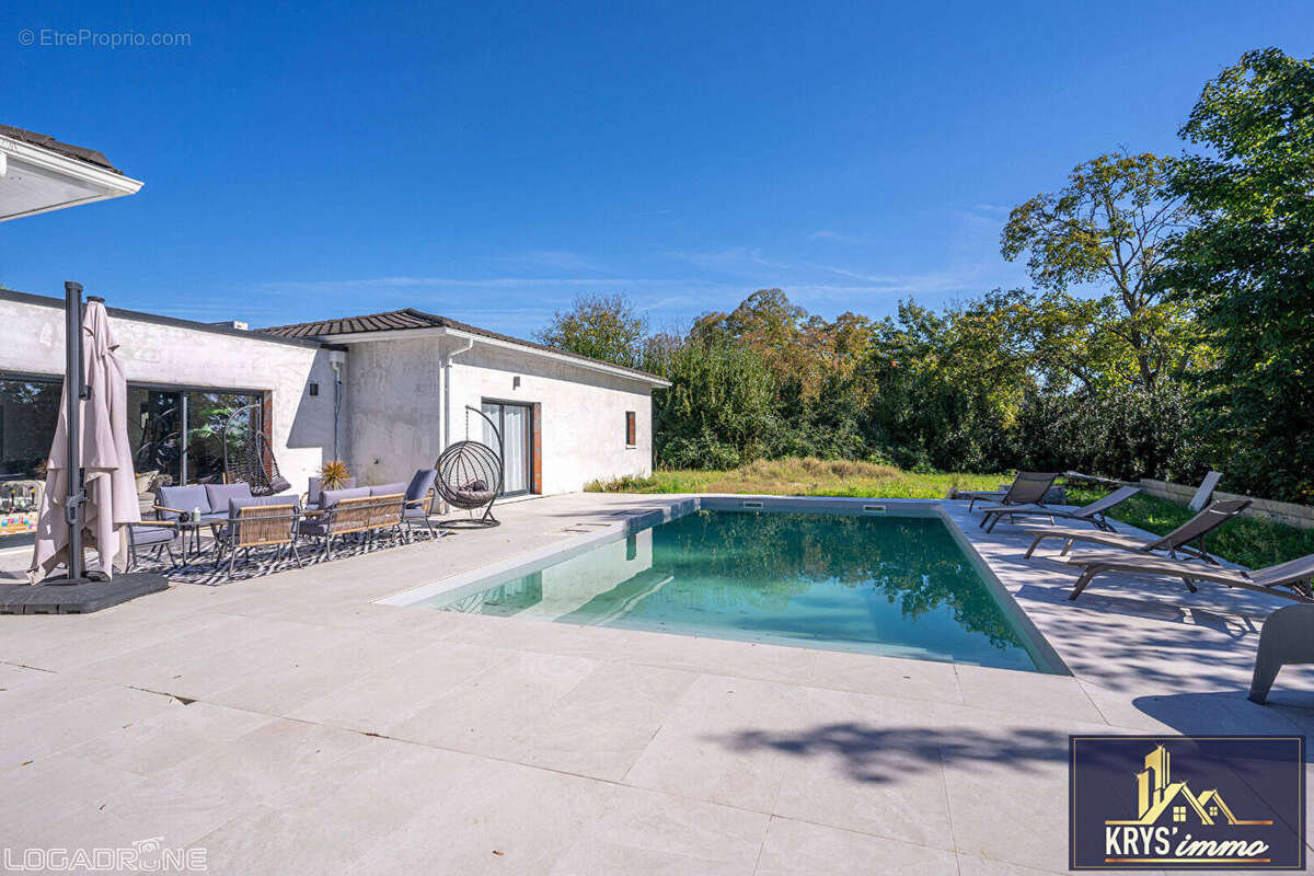 Maison à COLAYRAC-SAINT-CIRQ