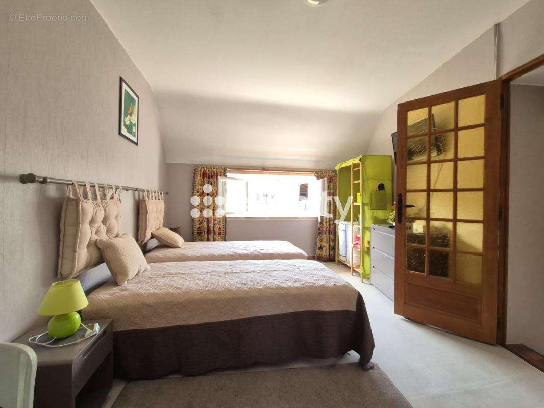 Maison 199 m² à Chedigny  - photo 16