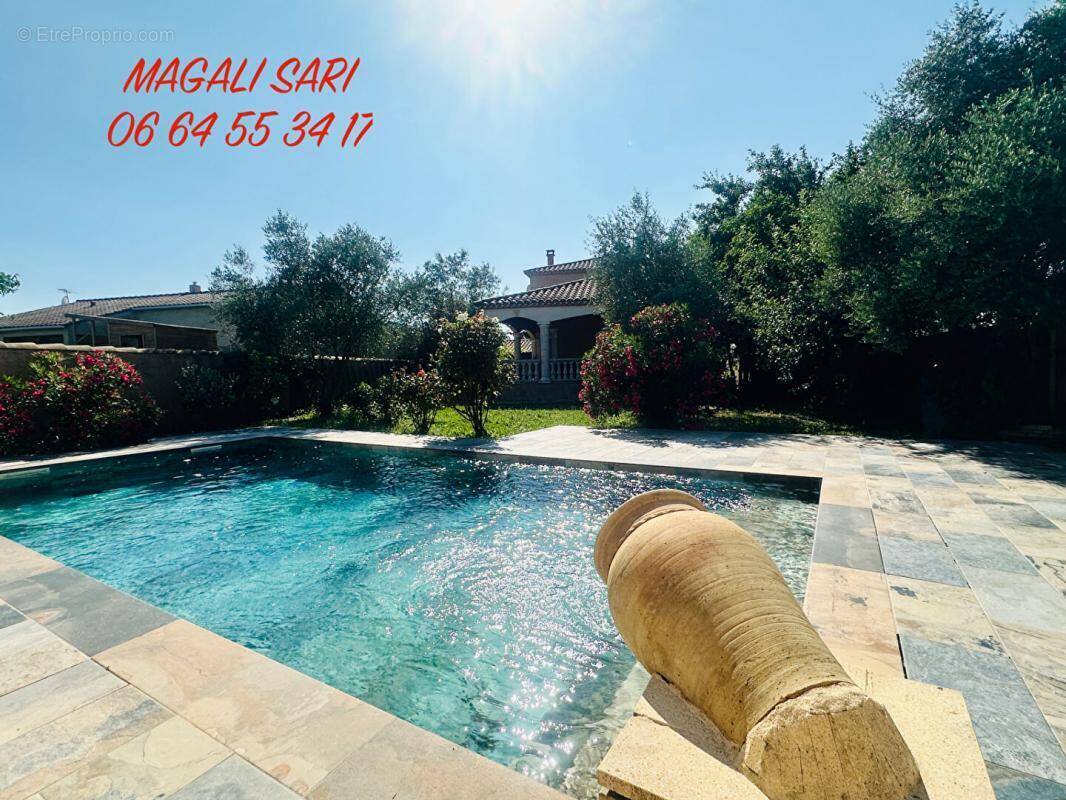 Maison à SAINT-HILAIRE-DE-BRETHMAS