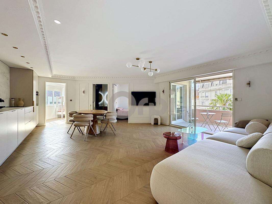 Appartement à SAINT-RAPHAEL