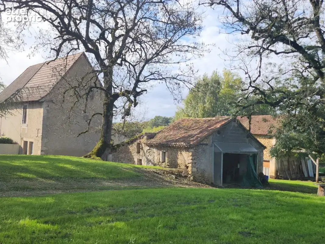 Ensemble de bâtiments en pierres! - photo 27