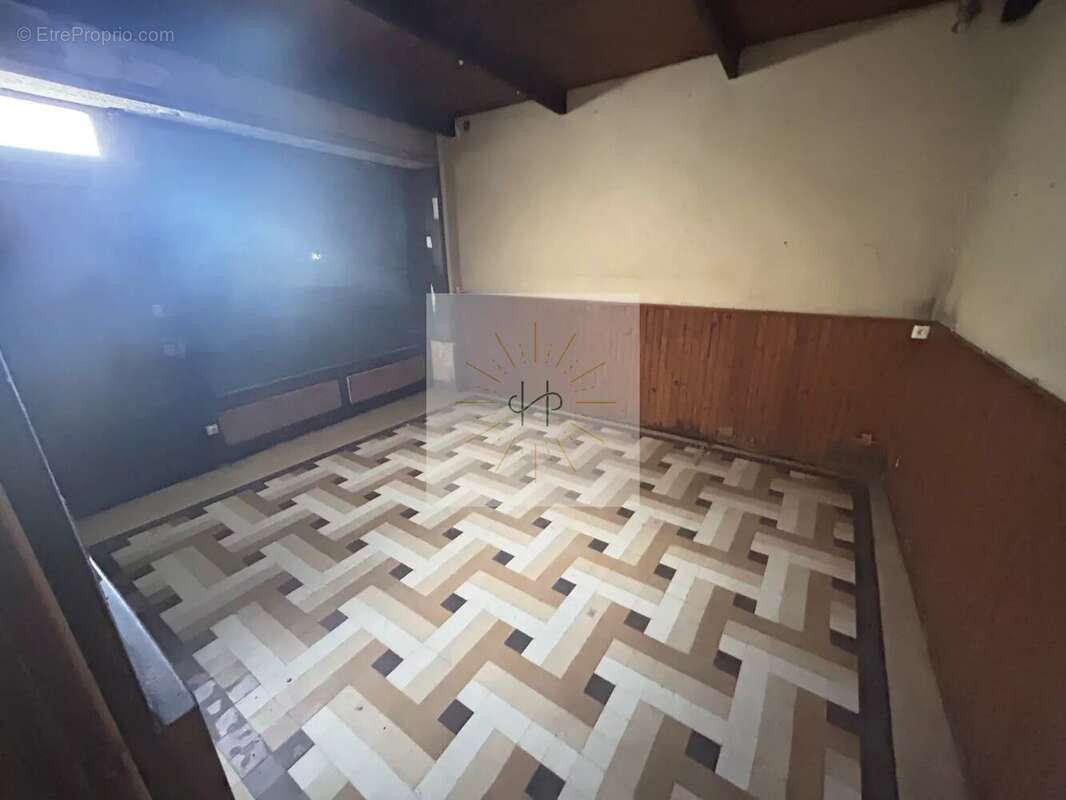 Appartement à VALREAS