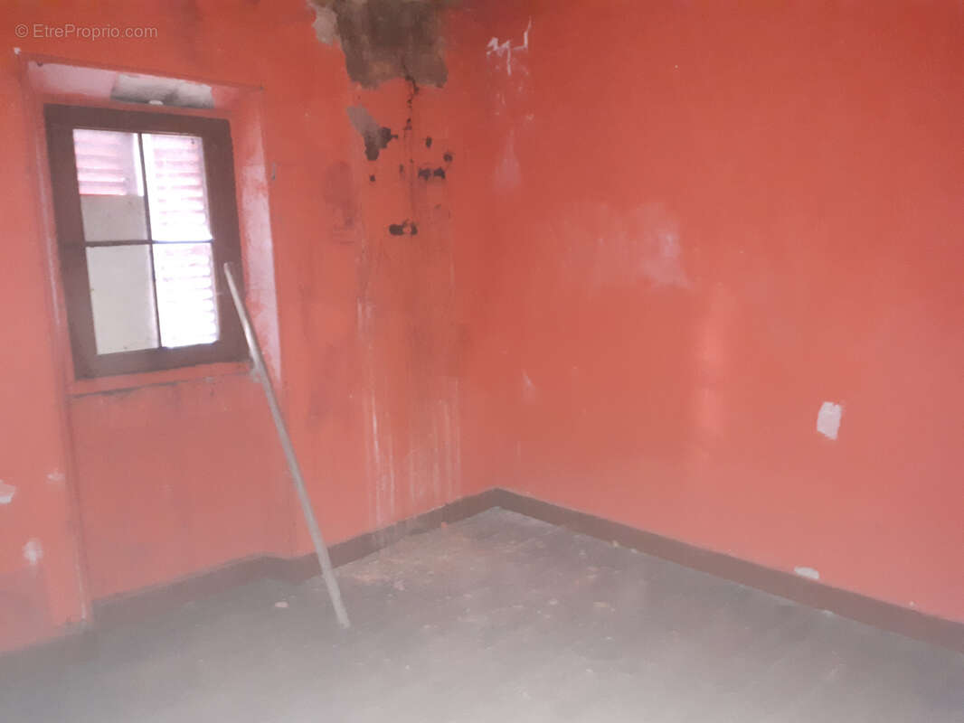 Maison à AVAILLES-LIMOUZINE