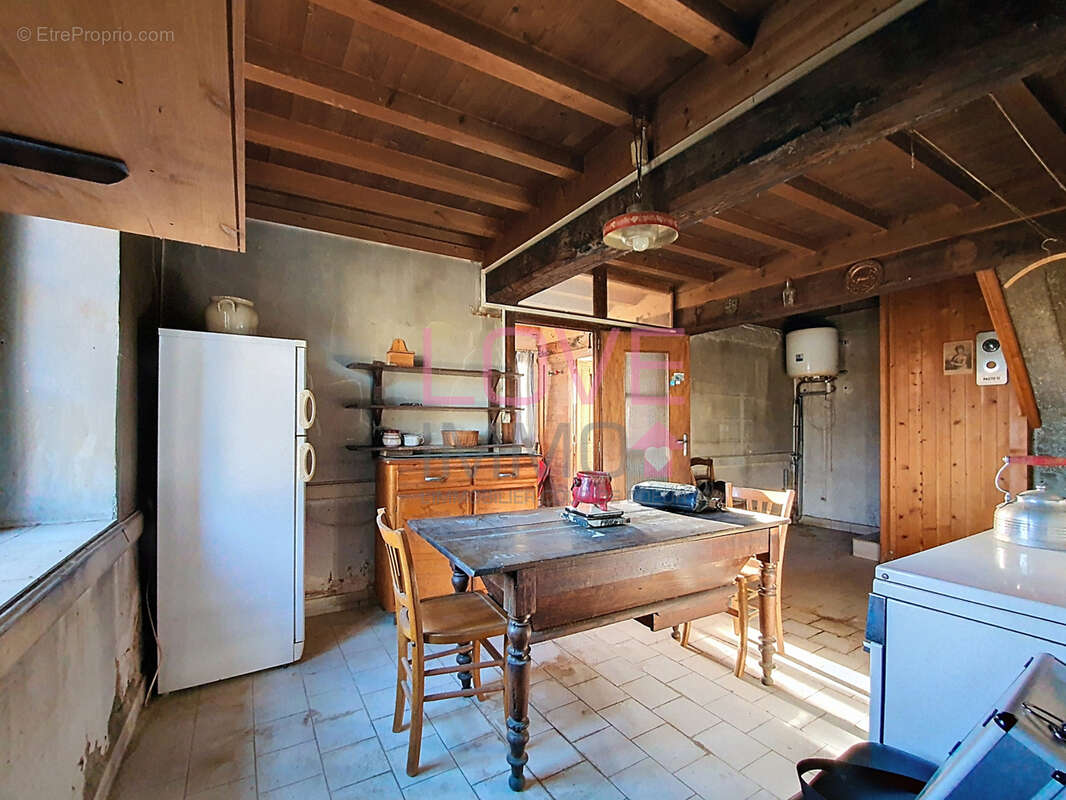 Maison à LA TOUR-DU-PIN