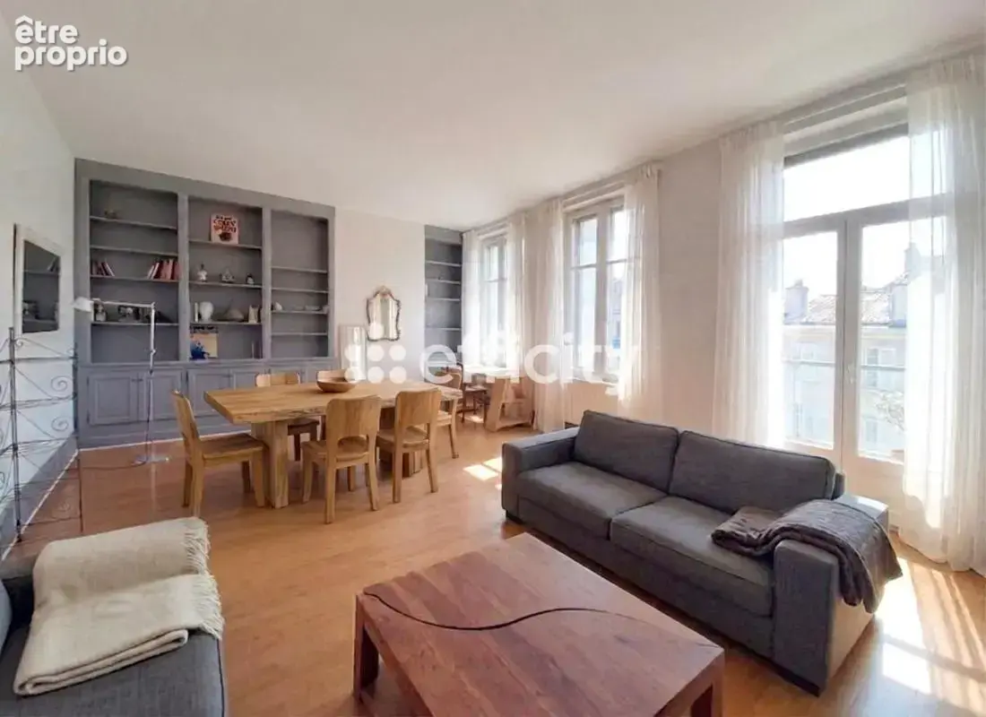 Appartement à BOURG-LA-REINE