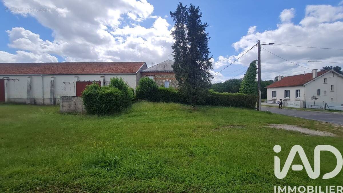 Photo 1 - Maison à SAINT-MARTIN-L'HEUREUX