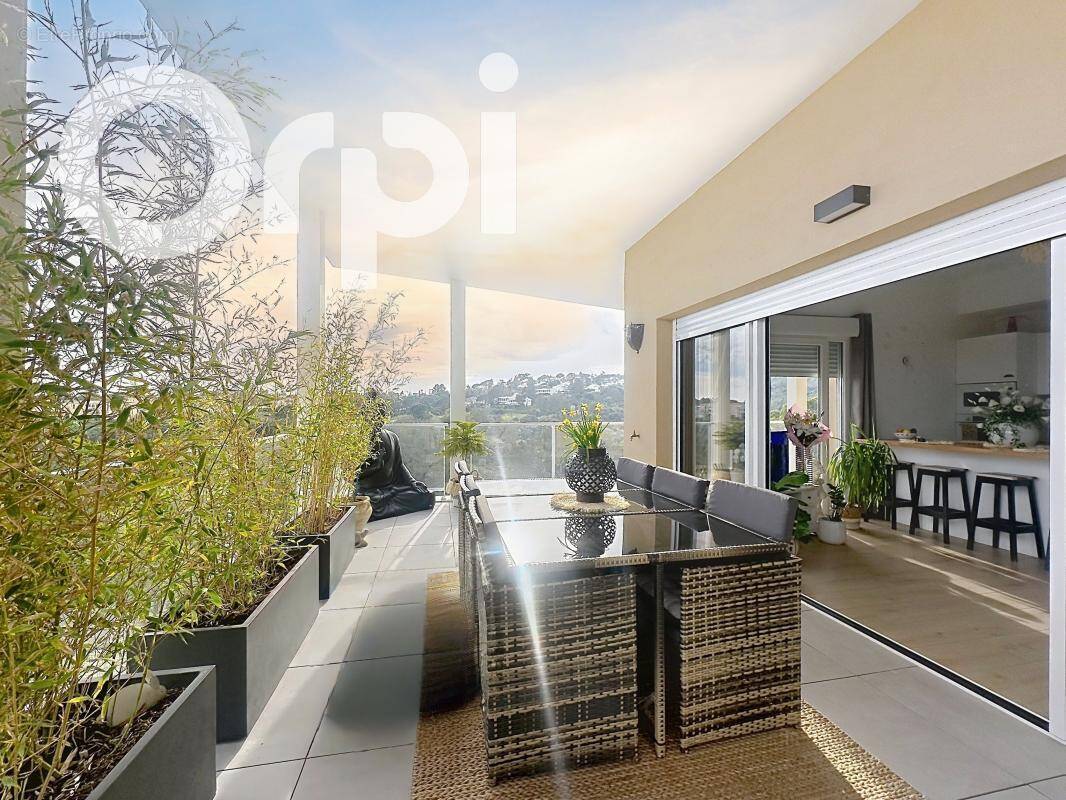 Appartement à VILLENEUVE-LOUBET