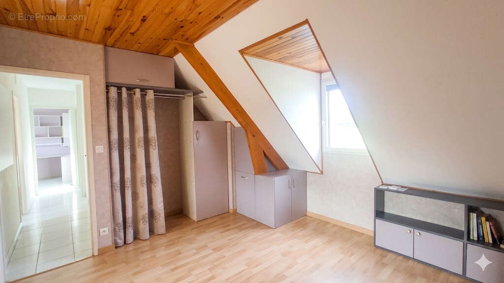 Maison à THURE