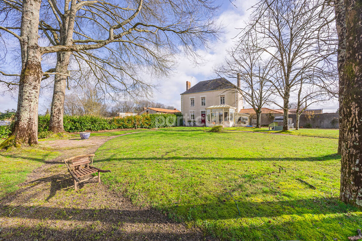 Maison à HAUTE-GOULAINE