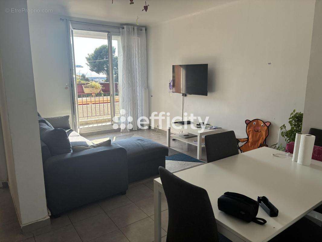 Appartement à MARSEILLE-15E