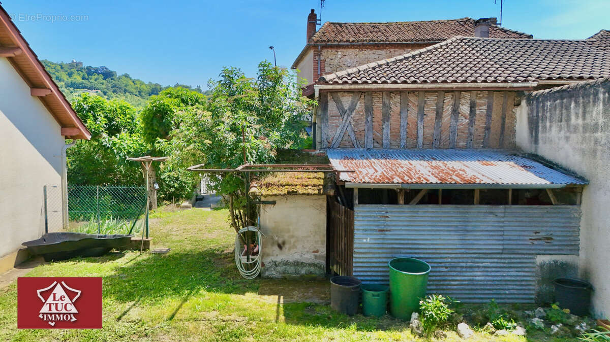 Maison à SAINT-SYLVESTRE-SUR-LOT