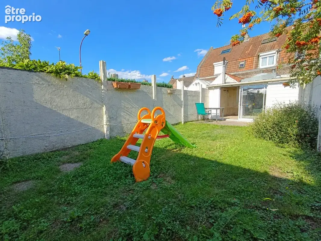 Maison à LEERS