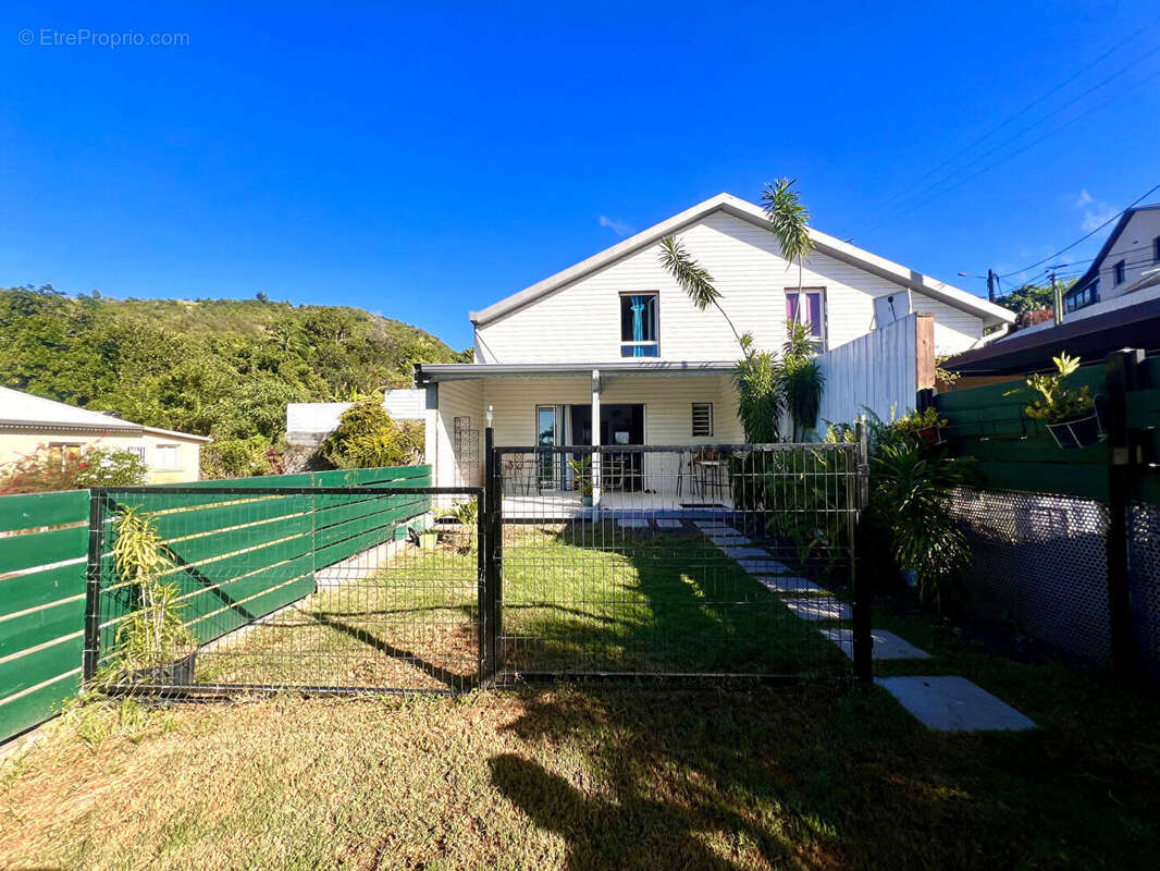 Maison à ENTRE-DEUX