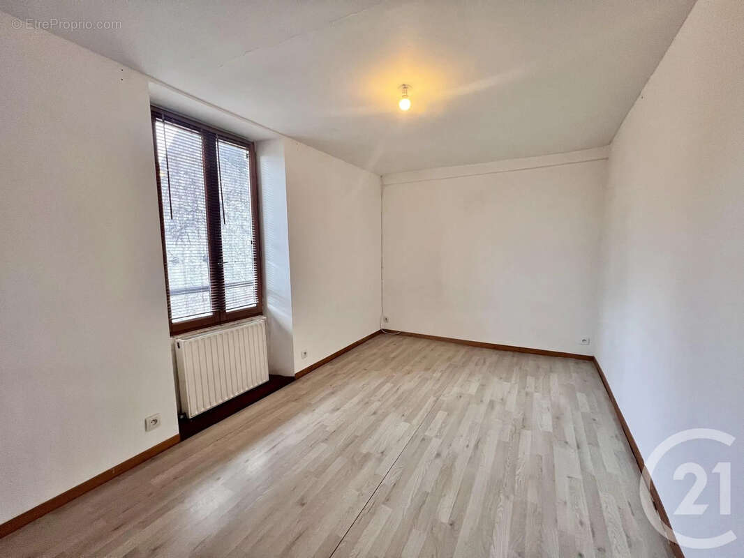 Maison à FERICY