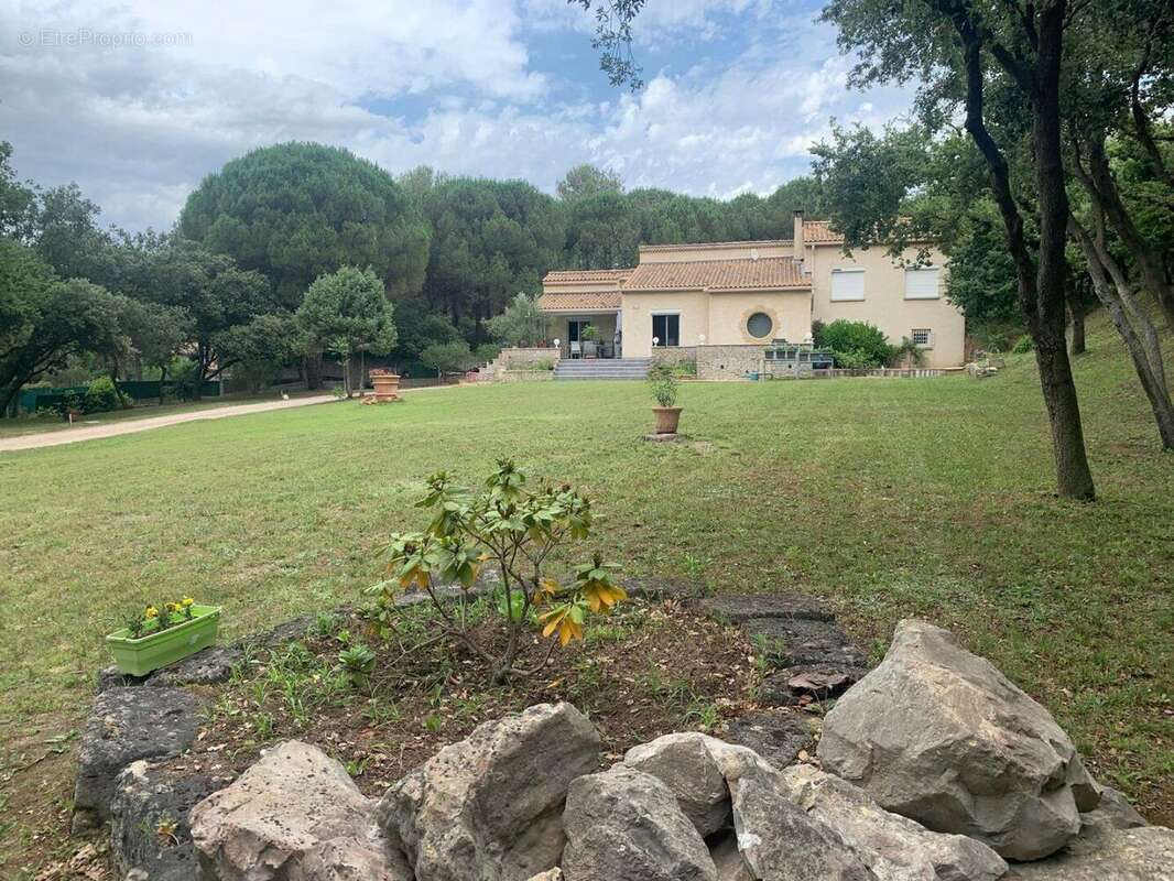 Photo 2 - Maison à VILLENEUVE-LES-AVIGNON