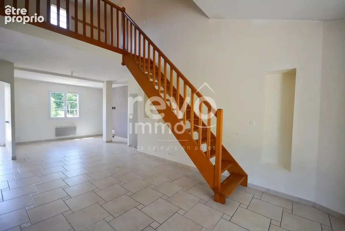 Maison familliale, vue dégagée sur la vallée - photo 4