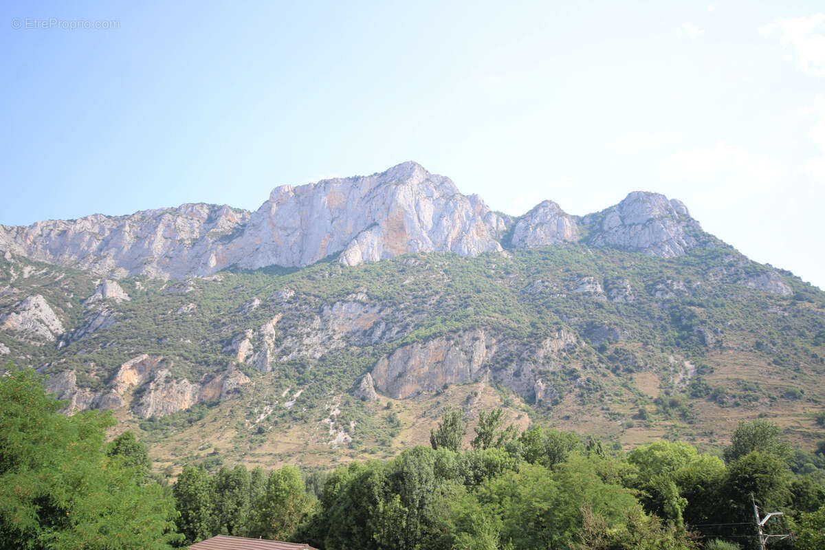 Maison spacieuse - photo 3