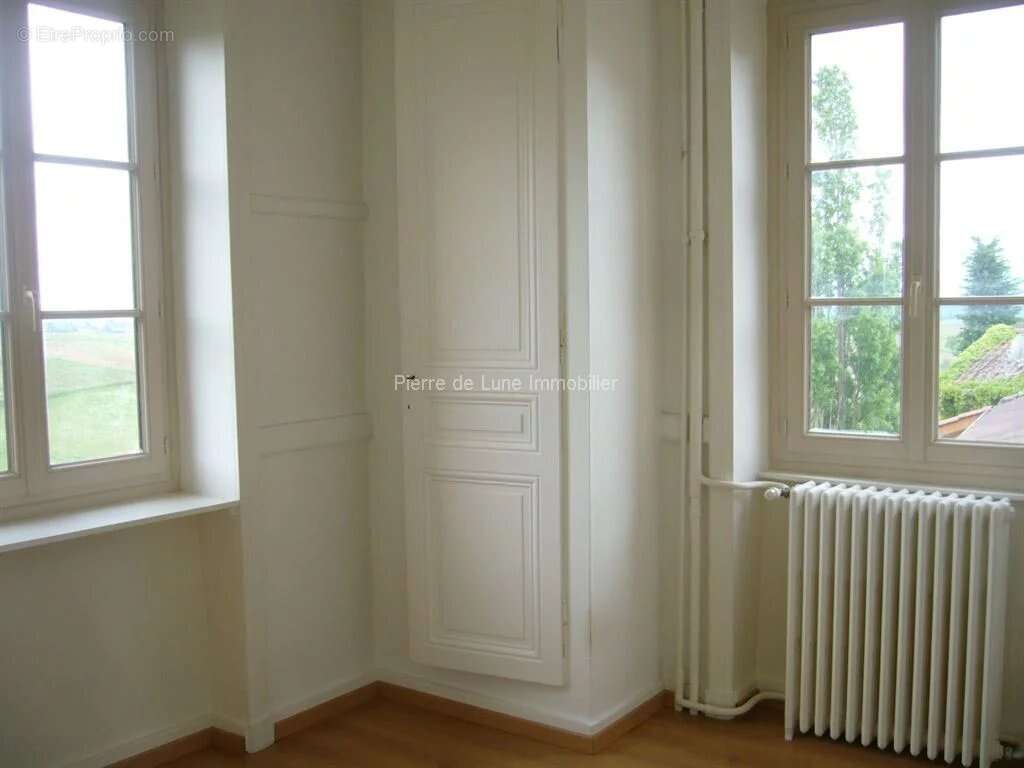 Appartement à SAINT-LAURENT-D&#039;OINGT