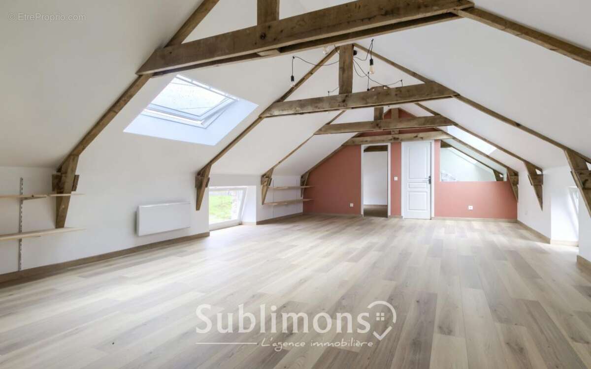 Maison à LA CHAPELLE-NEUVE