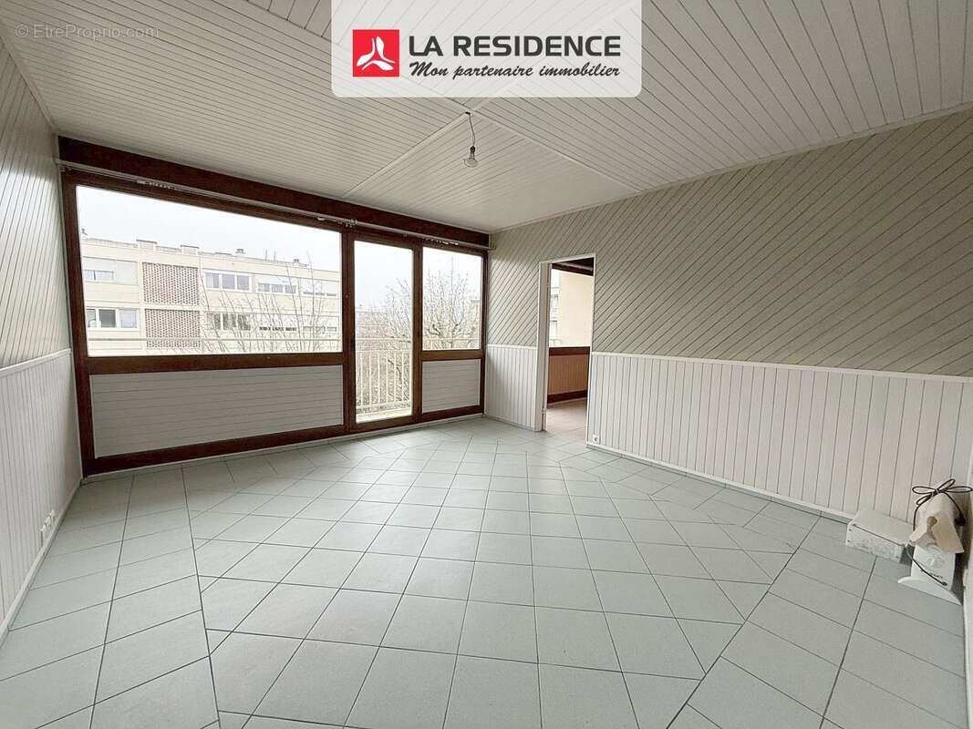 Appartement à VELIZY-VILLACOUBLAY