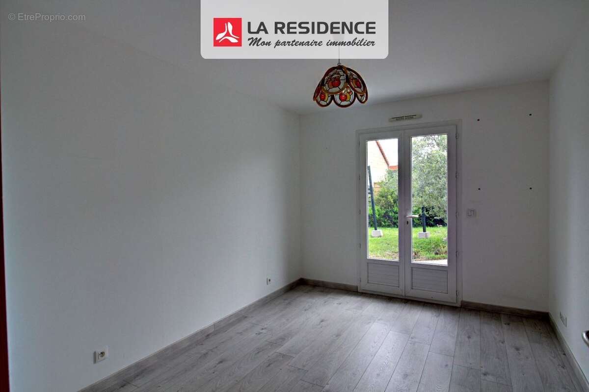 Maison 77 m² à Les Mureaux  - photo 7