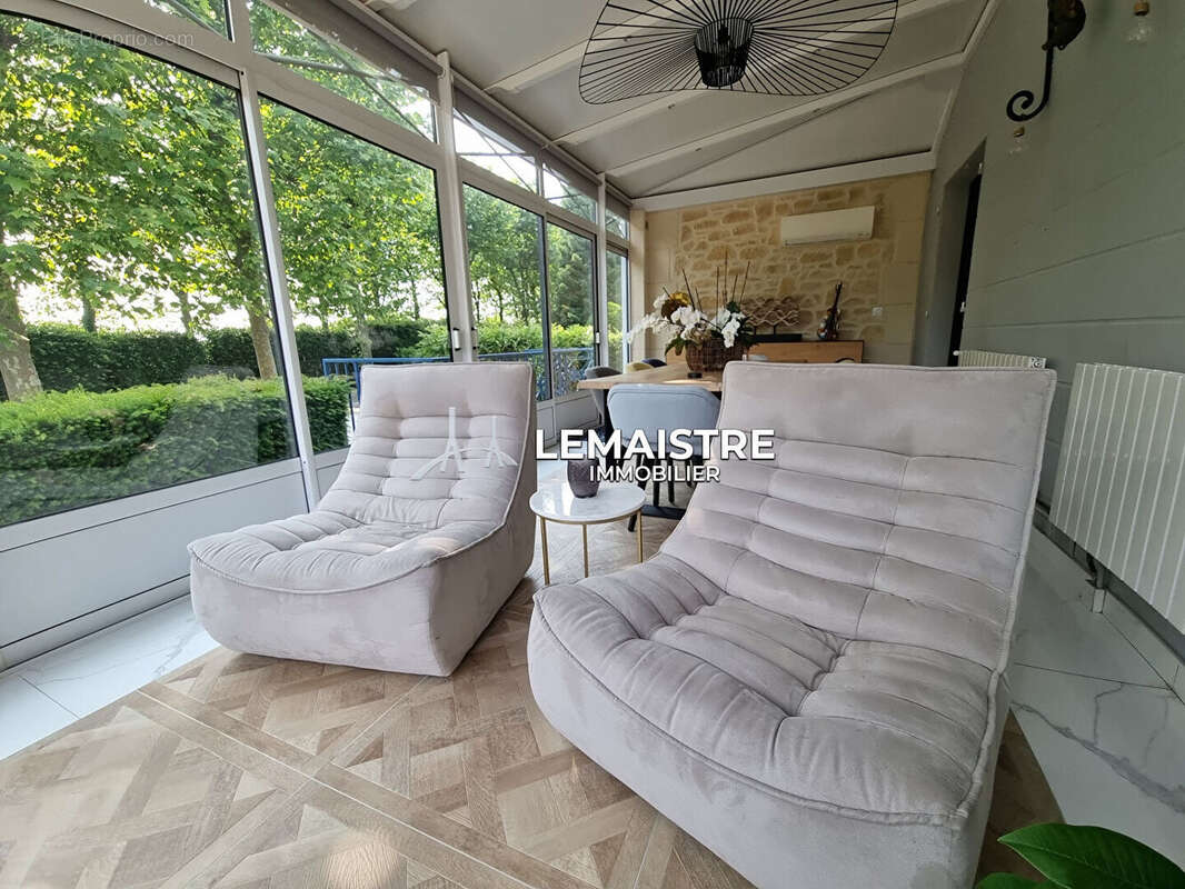 A vendre - Maison  à 3 min de St Romain  - 230 m²  - 3 chambres  - sous-sol complet - photo 9