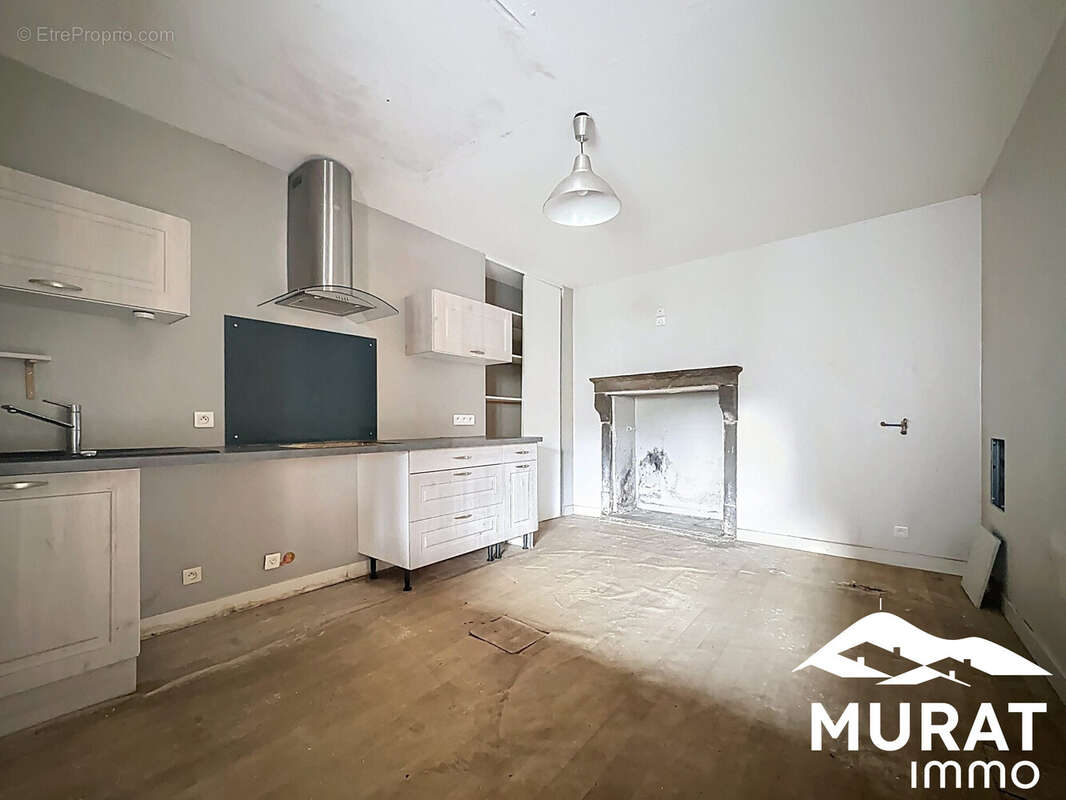 Maison à SAINT-GEORGES-SUR-ALLIER