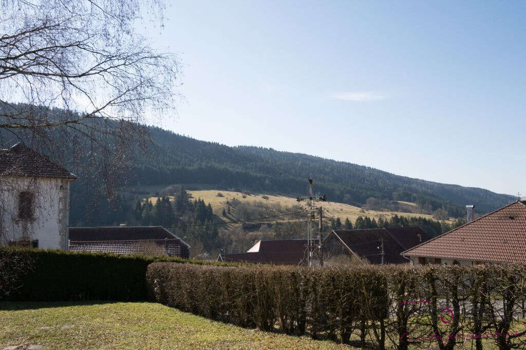 Maison à MAISONS-DU-BOIS-LIEVREMONT