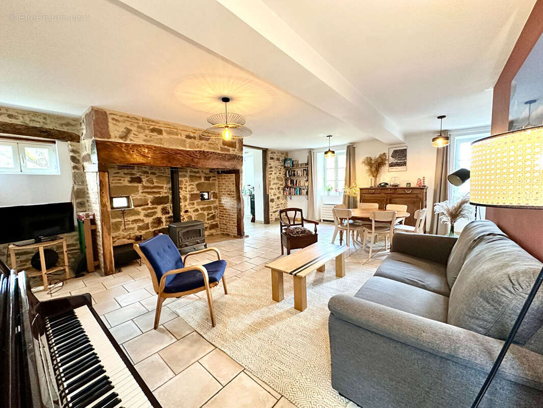 Maison à MALEMORT-SUR-CORREZE