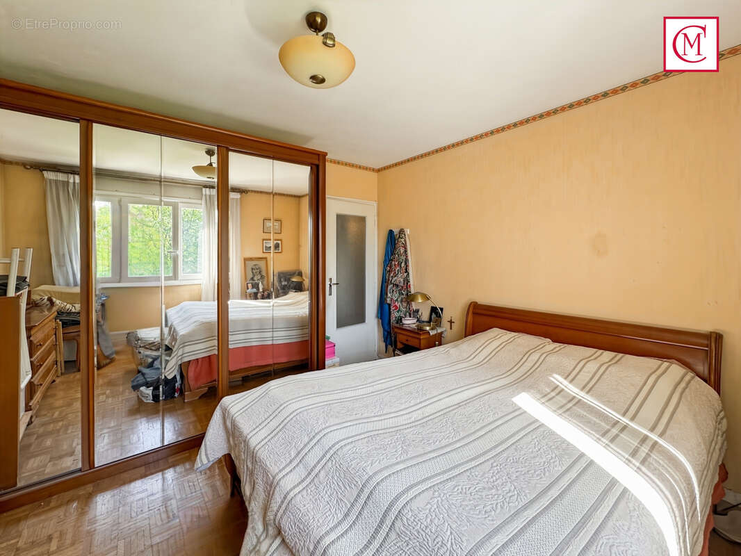 Appartement à MEYLAN